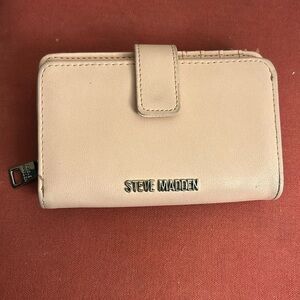 Steve Madden wallet